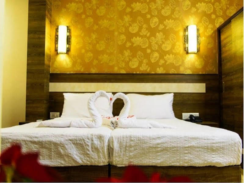 Hotel La Grace Madgaon Extérieur photo